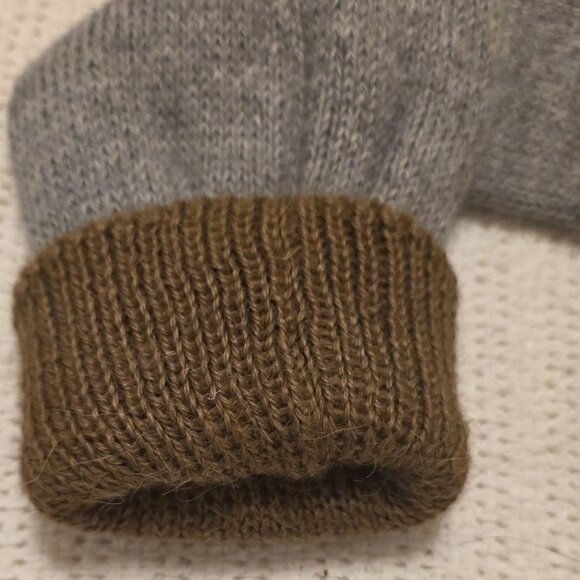 Gray & Tan Reversible Alpaca Boot Socks – Thick, Soft & Ultra-Warm NEW - Picture 3 of 3